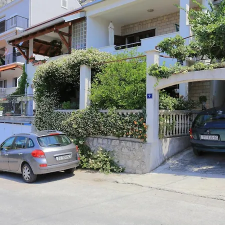 Apartment With A Parking Space - 18919 *